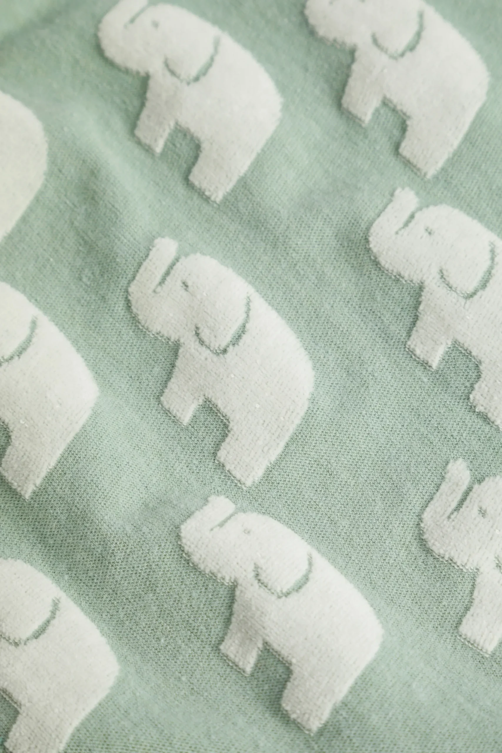 Newborn Seed Heritage Blankets-Elephant Jacquard Wrap