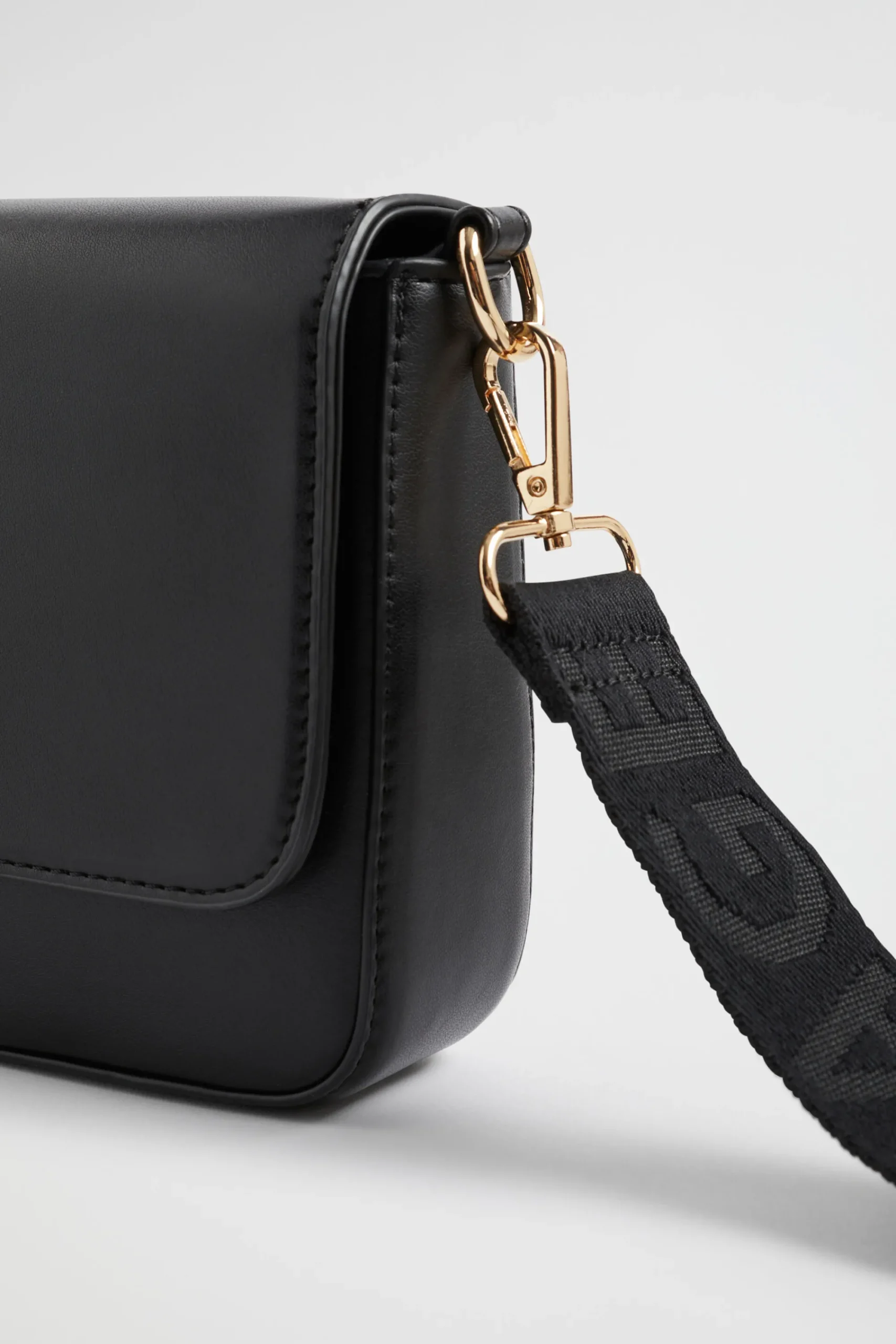 Woman Seed Heritage Cross Body-Logo Crossbody Bag