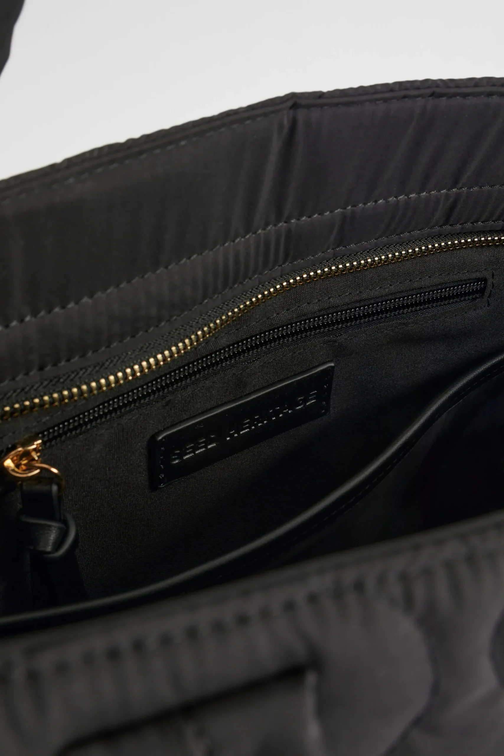Woman Seed Heritage Beach Bags-Quilted Tote