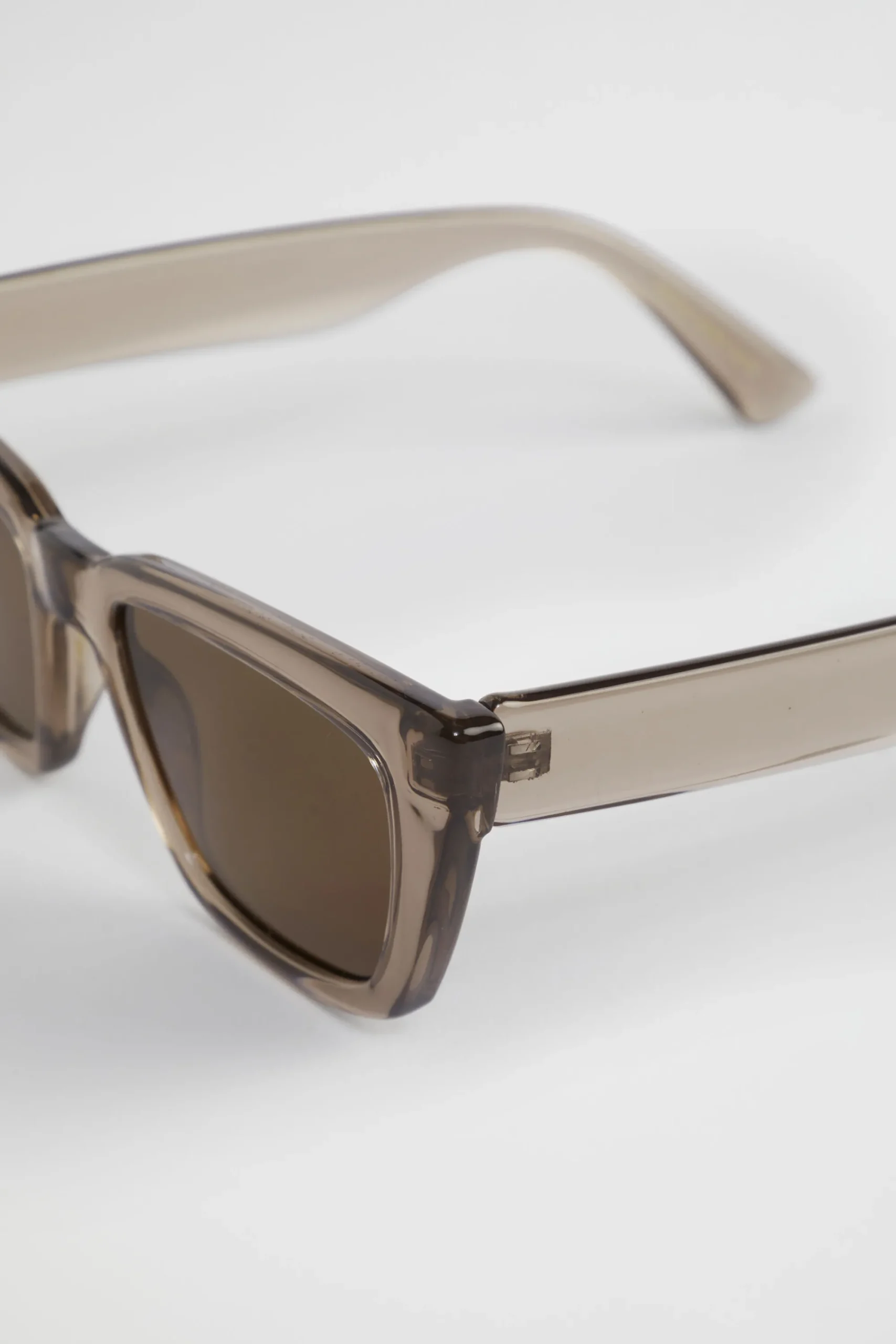 Woman Seed Heritage Sunglasses & Glasses-Scarlett Cat Eye Sunglasses