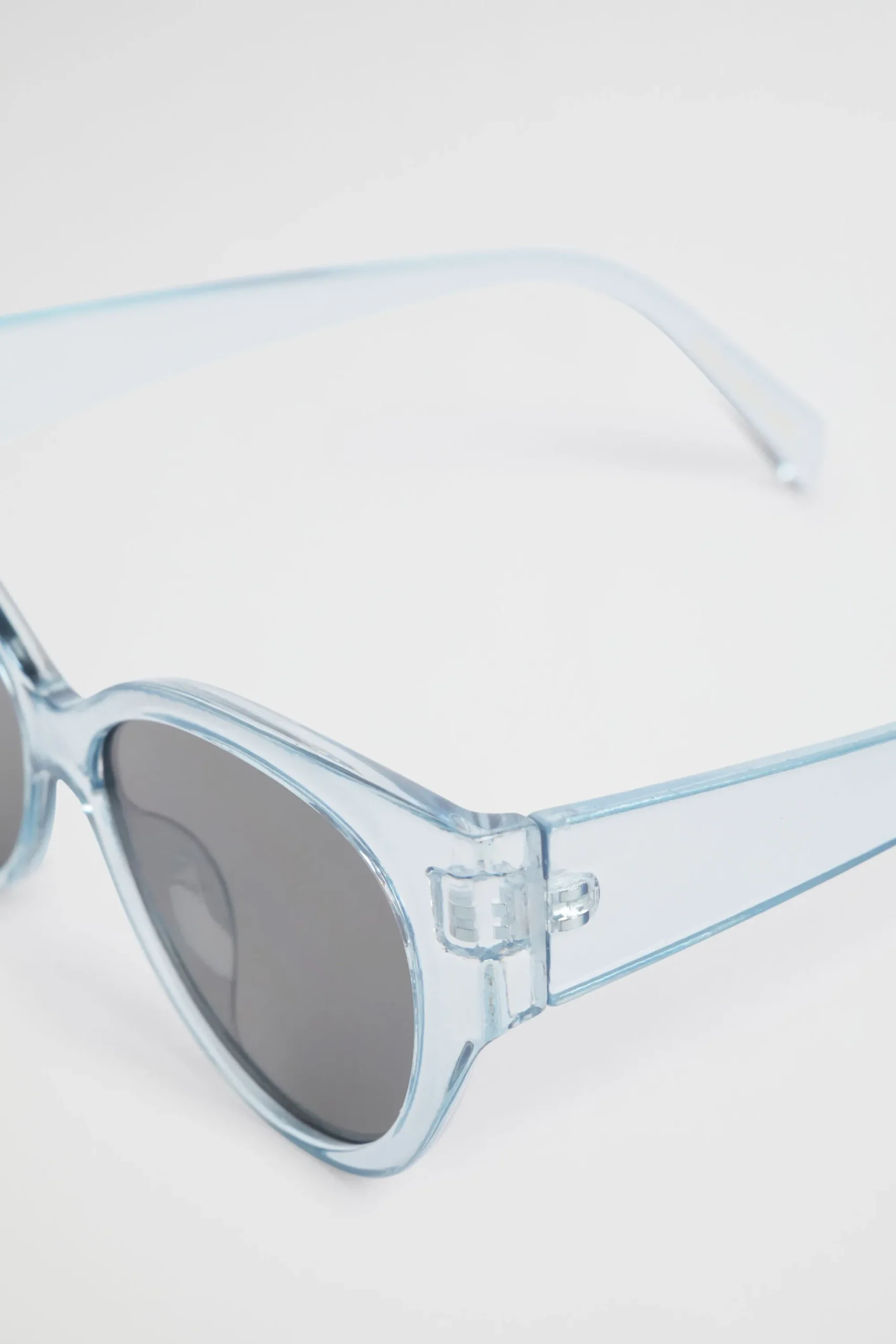 Woman Seed Heritage Sunglasses & Glasses-Whitney Cat Eye Sunglasses